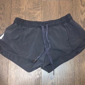 Lulu Lemon shorts!!